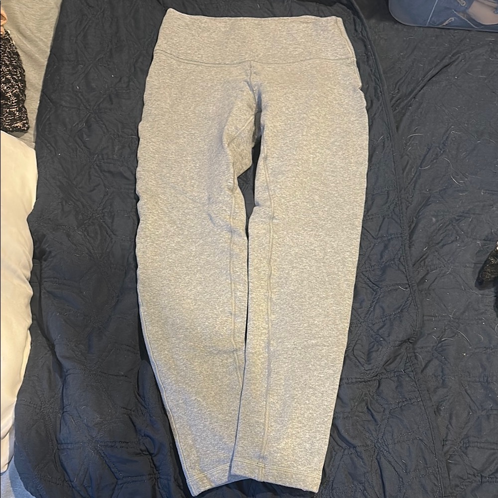 Lululemon sweatpant wunder under leggings.